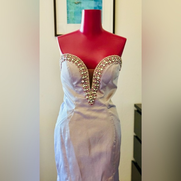 MAC DUGGAL - Picture 5 of 13